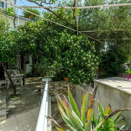 Apartments Doria - 20M From Beach Trogir Luaran gambar