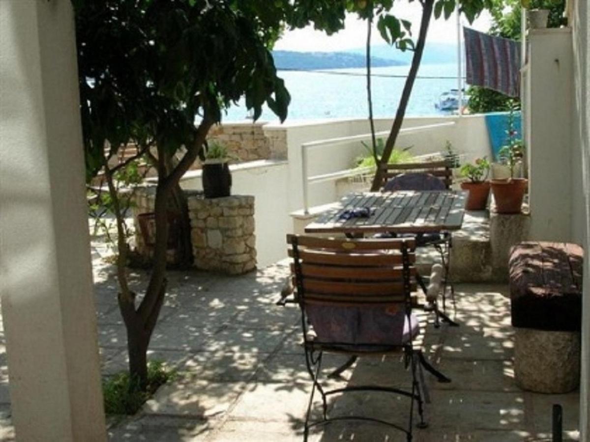 Apartments Doria - 20M From Beach Trogir Luaran gambar